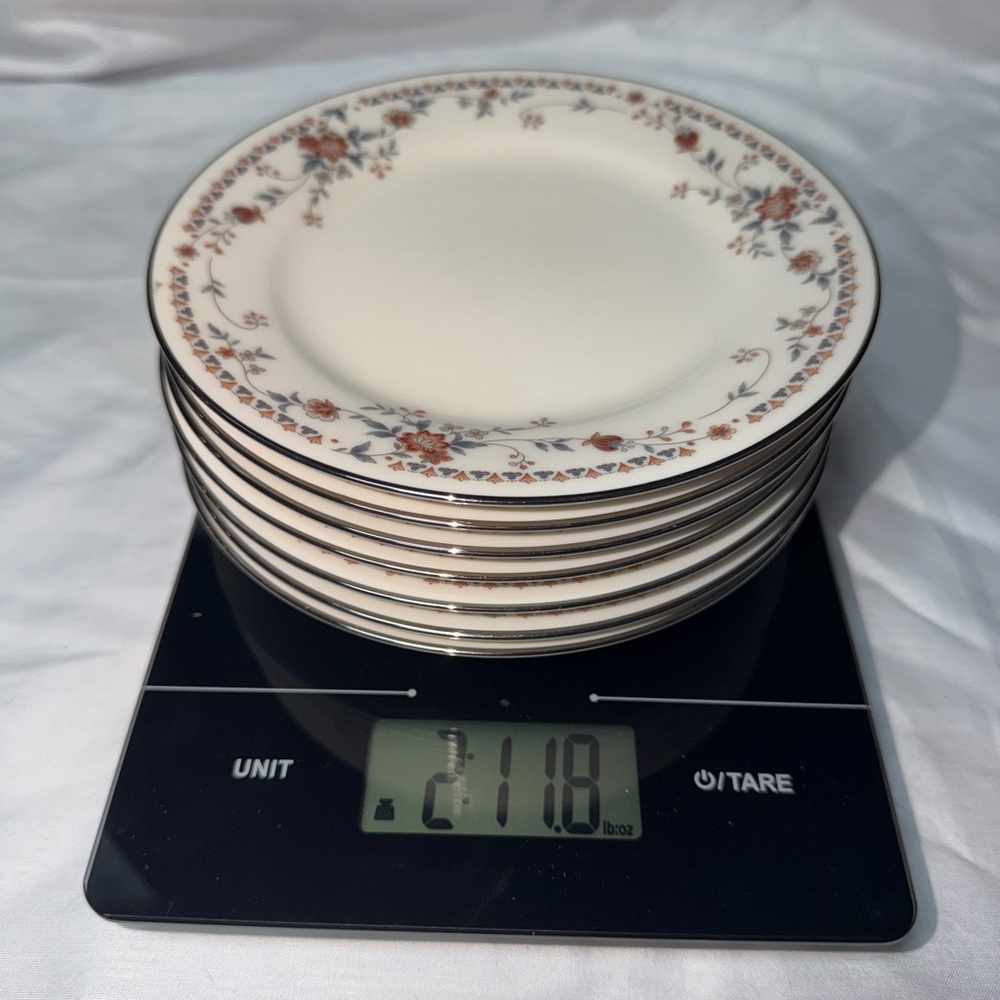 Floral Patterned Appetizer/ Dessert Plates Set - Picture 7 of 7